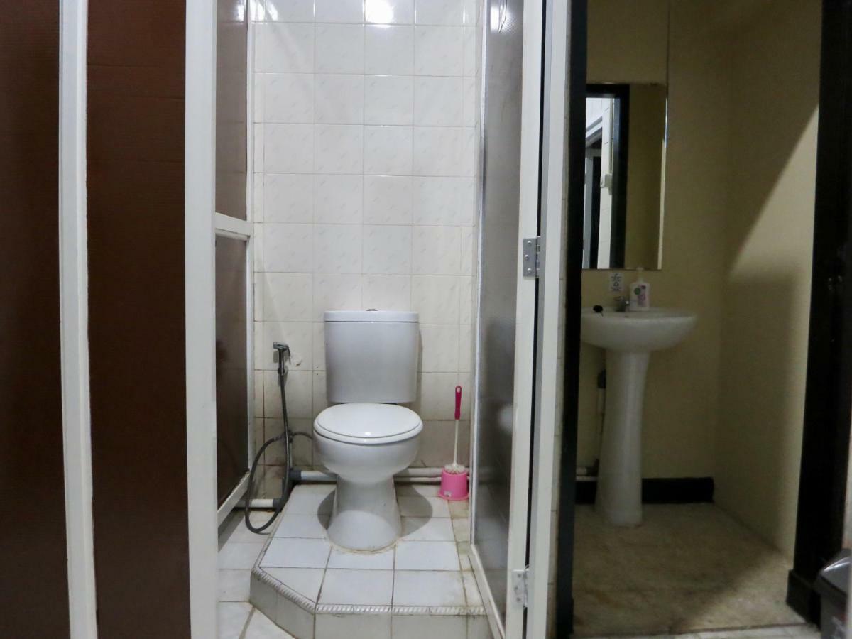 Apartamento Manado Pod House Exterior foto