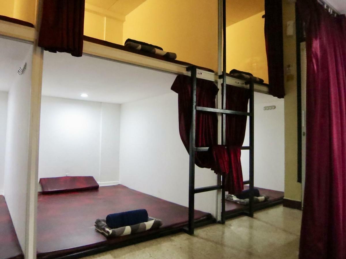 Apartamento Manado Pod House Exterior foto